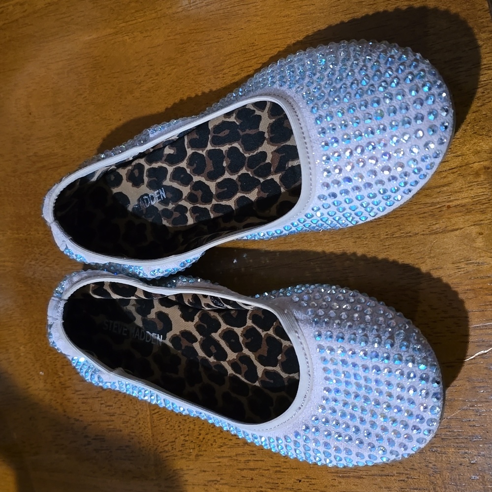 Girls flats